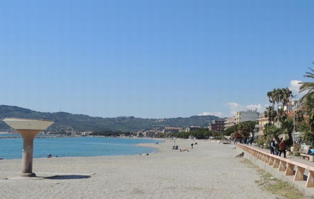 Hotel Europa San Bartolomeo Al Mare Exterior photo